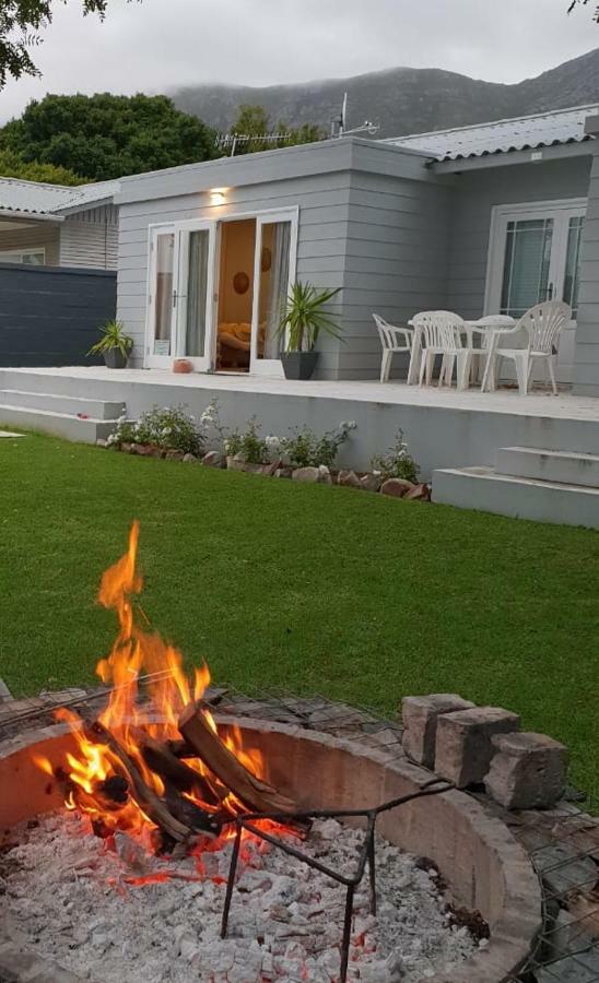 Corban Cottage Hermanus Εξωτερικό φωτογραφία